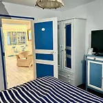 Petite Maison De Vacance Tres Proches De La Mer